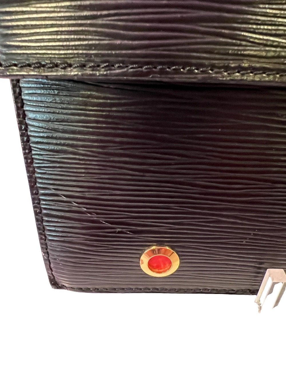 Louis Vuitton LV Black Épi Hublot Clutch Bag with COA  EUC - Picture 14 of 16